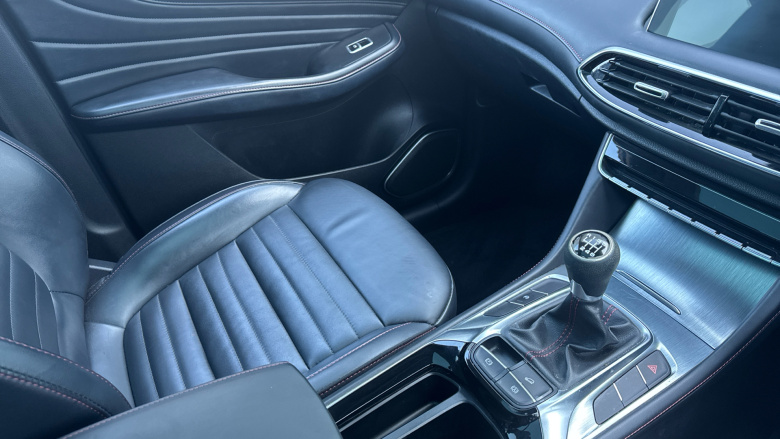 MG Hs 1.5 T-GDI Exclusive 5dr Petrol Hatchback